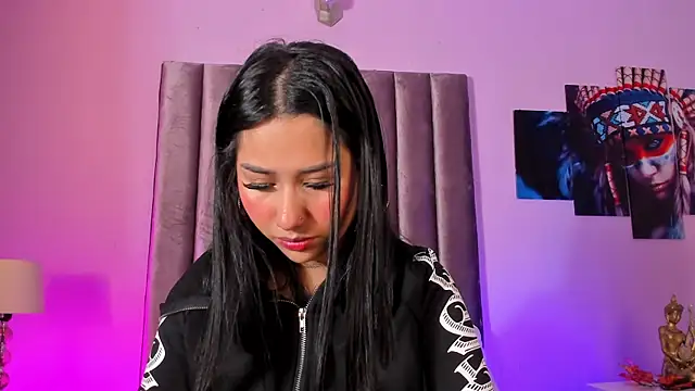 Isabella Flowers online show from April 1, 5:08 am