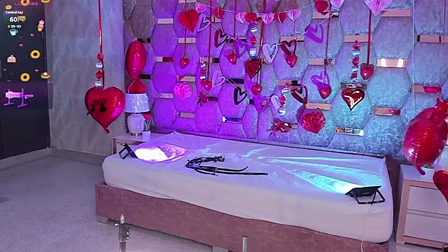 LunaAridi online show from February 5, 9:40 pm