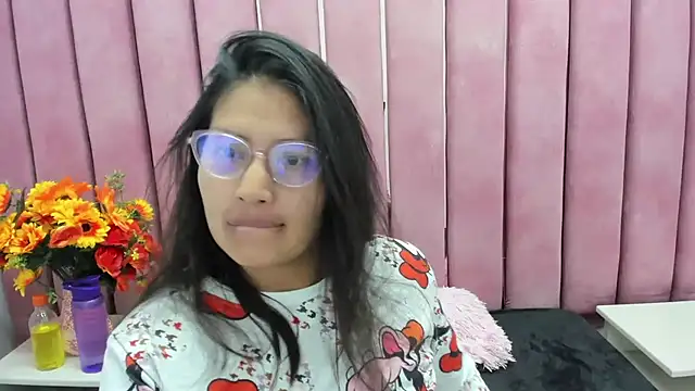 Snapshot of Miaa_Smiith_ chatting on October 24, 3:13 am Miaa Smiith  online show from October 24, 3:13 am