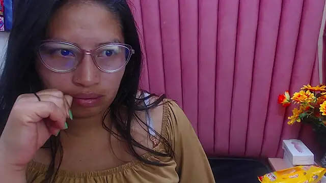 Snapshot of Miaa_Smiith_ chatting on October 29, 3:00 am Miaa Smiith  online show from October 29, 3:00 am