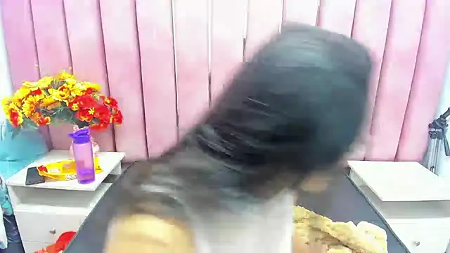 Snapshot of Miaa_Smiith_ chatting on October 7, 3:22 am Miaa Smiith  online show from October 7, 3:22 am