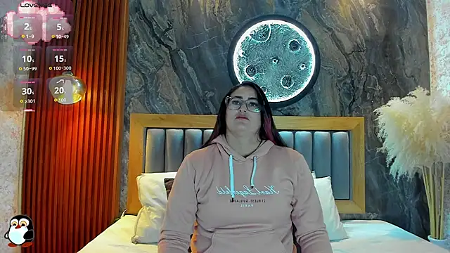 BellaPeers  online show from March 10, 11:58 am