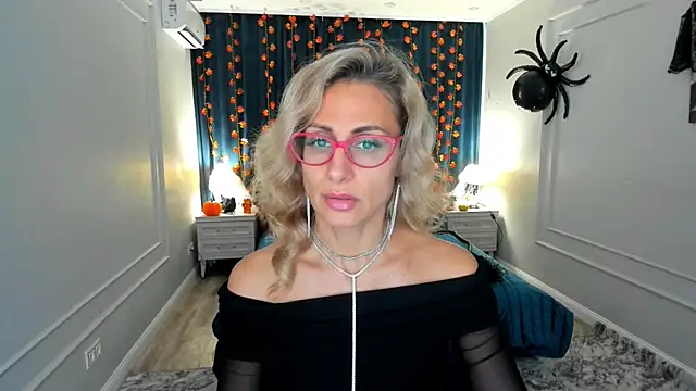 MuseOfStage online show from October 31, 11:47 am