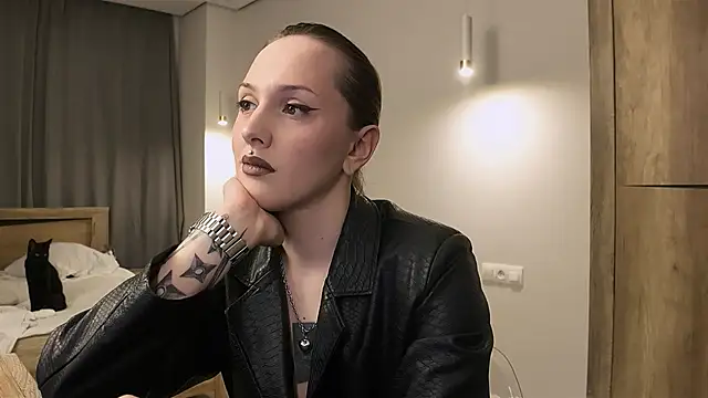 vinylstore online show from March 13, 3:02 pm