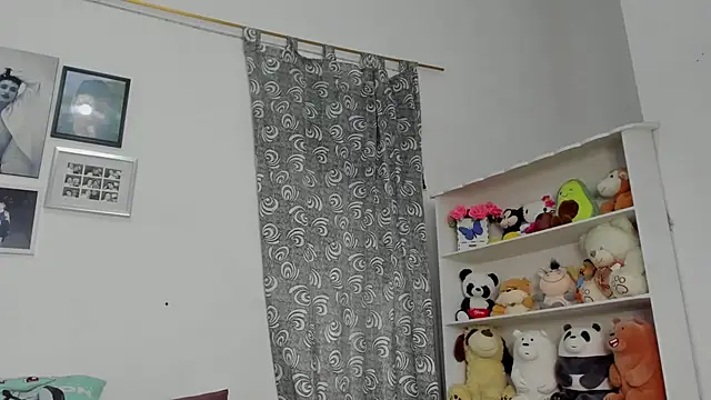 megan 100 online show from February 9, 4:31 pm