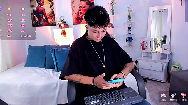 ZuryRamirez  online show from December 18, 8:46 pm
