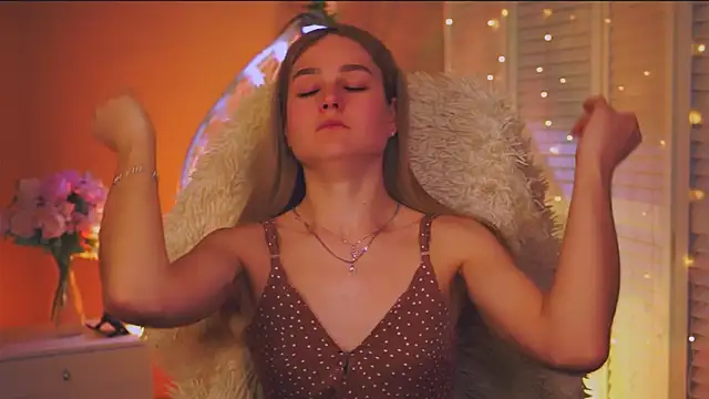 DeboraLarson online show from February 28, 5:29 am