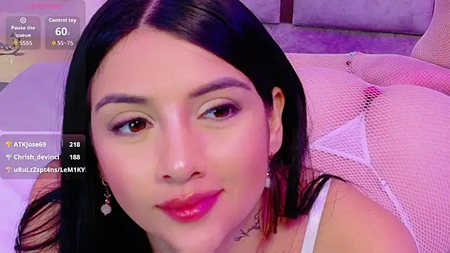 Harper-Avary online show from November 19, 3:01 pm