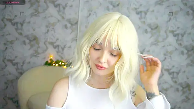 Ashley S online show from May 27, 1:57 am
