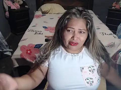 CANDYSWEET51 online show from April 14, 2:39 pm