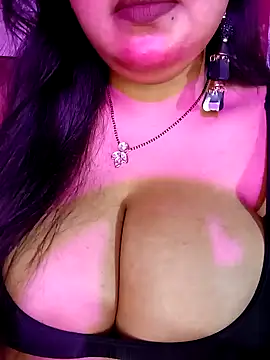 Suhanakhan00 online show from November 13, 5:39 am