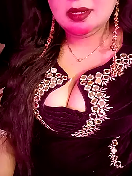 Suhanakhan00 online show from March 16, 7:12 am