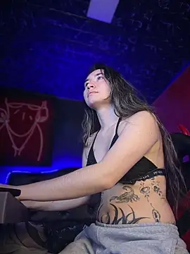 Sophie LS online show from April 1, 12:06 pm