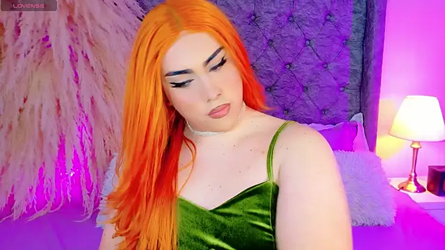 Snapshot of astridjonness chatting on November 2, 1:42 am astridjonness online show from November 2, 1:42 am