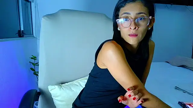 thedianakaro online show from August 5, 2:29 am