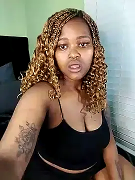 ThickPearlx23 online show from December 5, 6:20 pm