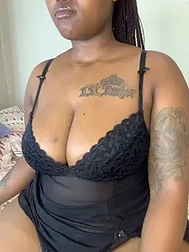 ThickPearlx23 online show from July 8, 7:32 am