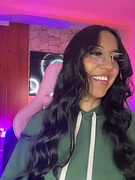 Tamara Roberts1 online show from February 25, 2:43 am