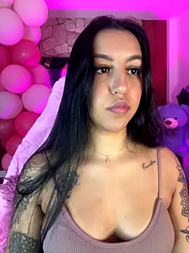Snapshot of Tamara_Roberts1 chatting on September 30, 11:20 pm Tamara Roberts1 online show from September 30, 11:20 pm