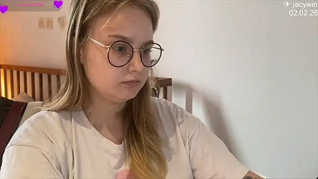 JacyWinslat online show from February 2, 6:56 am