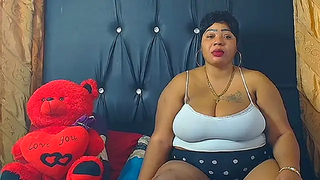 HUMONGUOUSTITSS online show from November 8, 7:46 am