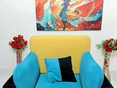 evaaelfiee online show from March 6, 4:29 am