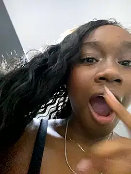 EscorpiLeoncita online show from January 10, 4:06 am