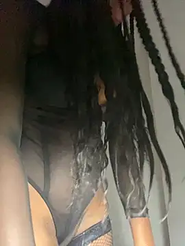 EscorpiLeoncita online show from February 8, 5:11 am