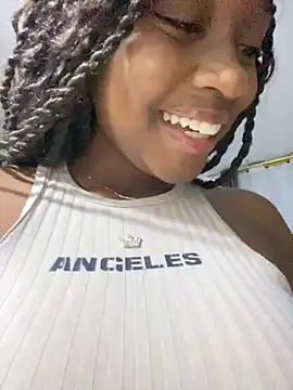 EscorpiLeoncita online show from March 27, 4:47 am