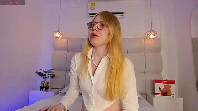 Alexa Handler online show from April 9, 5:07 pm