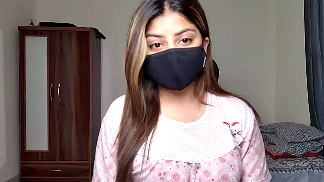 Hoty-Shivangi online show from March 17, 12:53 pm