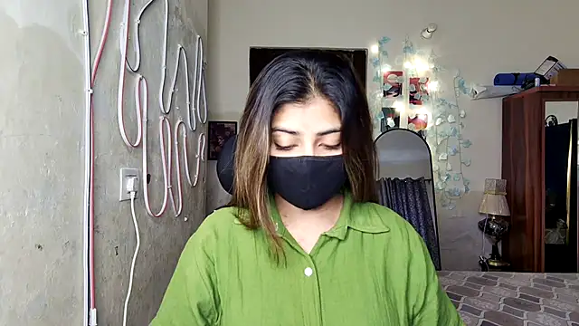 Hoty-Shivangi online show from August 2, 1:14 pm