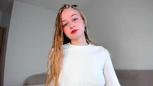 MiaMews online show from November 6, 1:06 pm