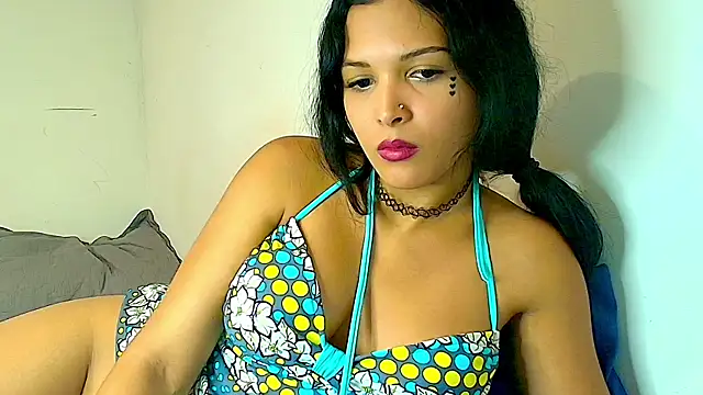 MOMMYJEVAA online show from April 5, 1:59 am