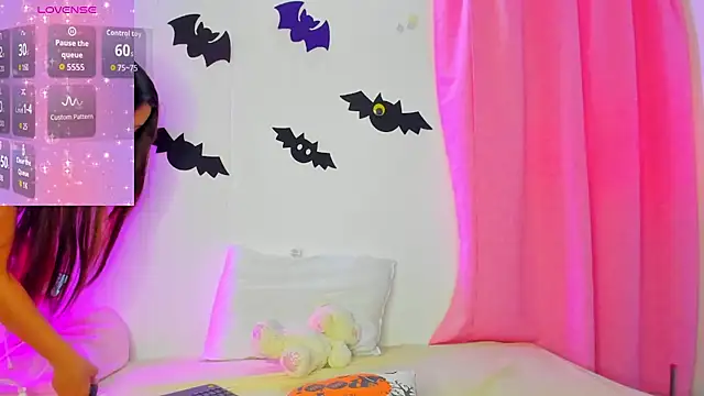 Snapshot of Natasha_by chatting on October 30, 2:29 pm Natasha by online show from October 30, 2:29 pm