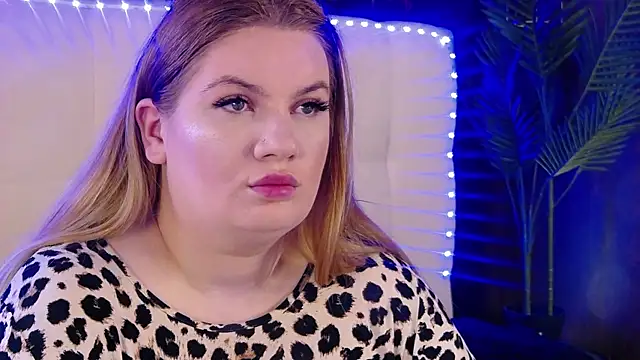 MelanieBrownn online show from April 20, 4:48 am