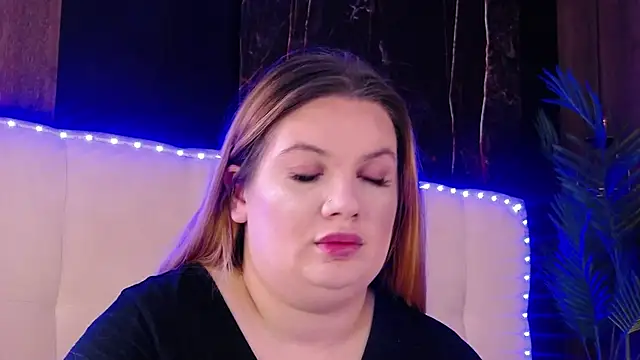 MelanieBrownn online show from March 21, 6:18 am