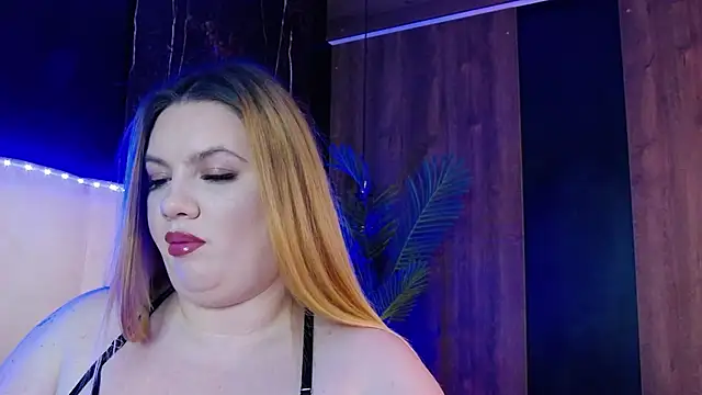 MelanieBrownn online show from February 12, 7:54 am