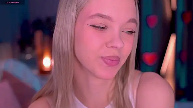  AlinaBailey online show from February 16, 8:14 am