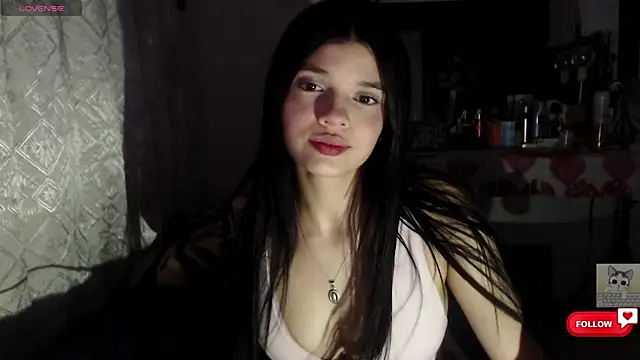Sarahgin online show from May 11, 4:36 am