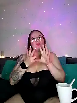 soofy   online show from November 21, 3:41 am