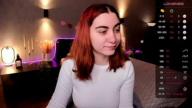 hannacheekss  online show from February 24, 2:00 am