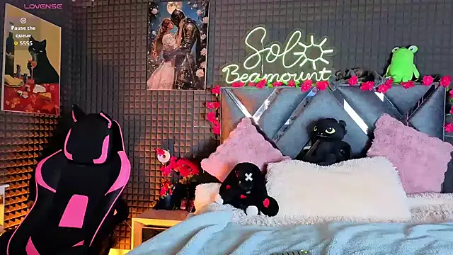 SolBeaumont1 online show from July 15, 11:09 pm