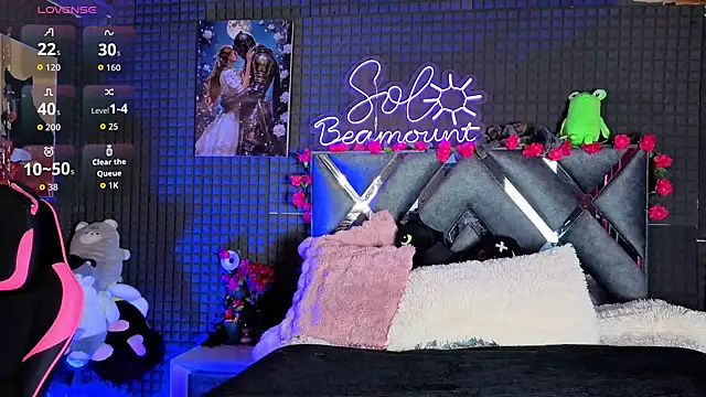 SolBeaumont1 online show from July 13, 7:14 pm