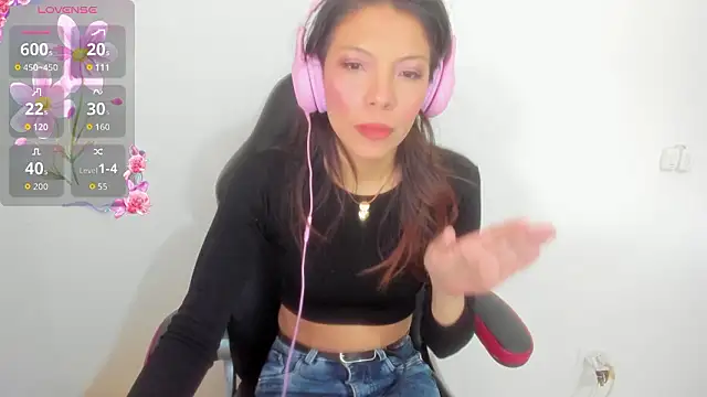 Selenakyle92  online show from March 3, 5:08 pm