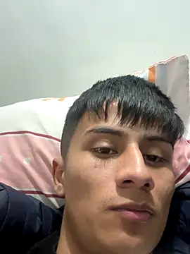 Fernandoo Oficial online show from December 5, 3:28 am