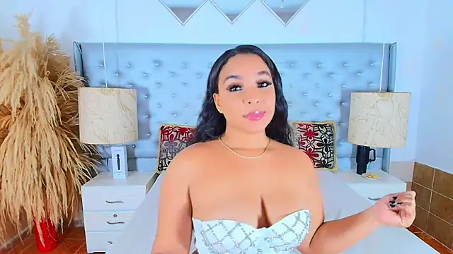 EileenBenzon online show from October 15, 4:37 am