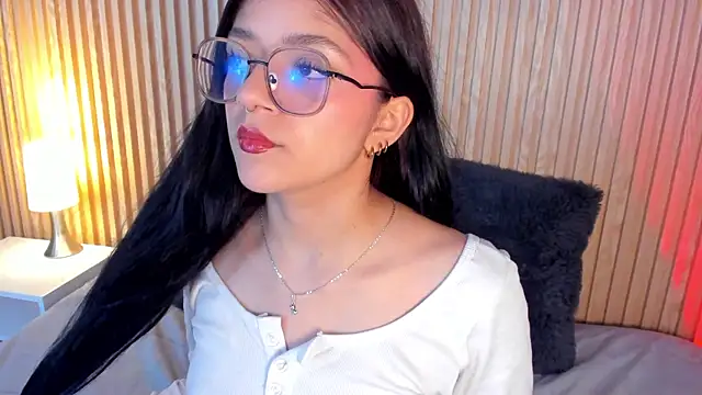 lana dol online show from October 24, 1:07 pm