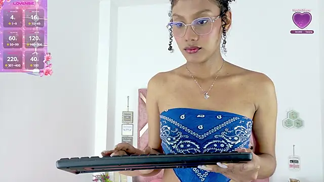 allis0n ik online show from February 3, 4:21 am