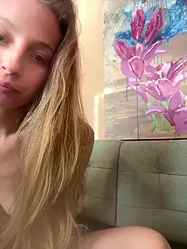 Hr Fru Olsen online show from July 22, 5:25 pm
